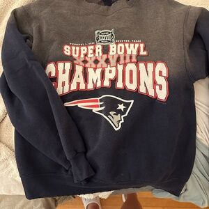 New England Patriots Super Bowl Champions Sweater - Navy and Gray